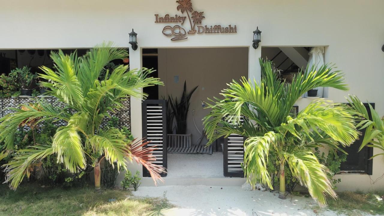 Infinity Dhiffushi Hotell Exteriör bild