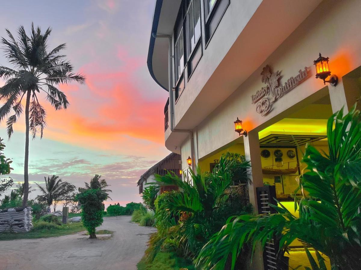 Infinity Dhiffushi Hotell Exteriör bild